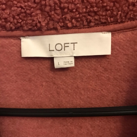 Pink fleece cropped sweatshirt from Loft - Picture 4 of 7